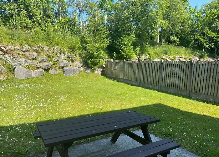 Convenient Spacious 3 Bedroom In Town * Kenmare