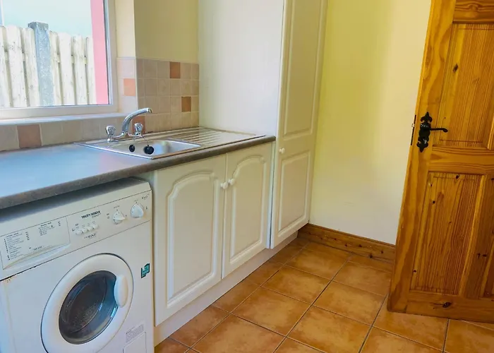 Dom wakacyjny Convenient Spacious 3 Bedroom In Town Kenmare