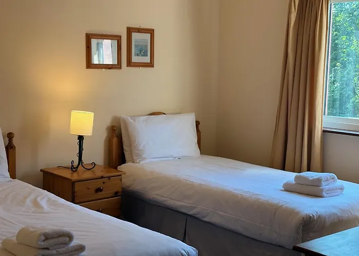 Convenient Spacious 3 Bedroom In Town Kenmare