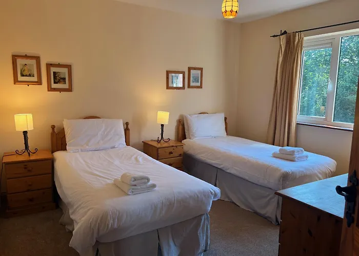 Dom wakacyjny Convenient Spacious 3 Bedroom In Town *